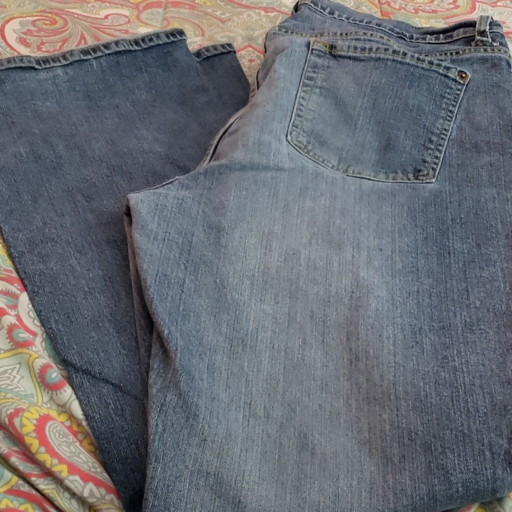 Old navy bootcut size 16